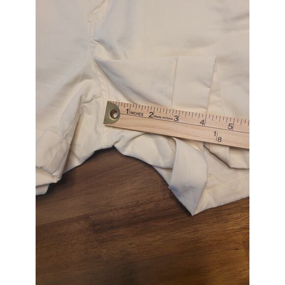 Old Navy Women’s 0 Yellow Khaki 5″ Mid-Rise Cotton Casual Shorts EUC - Picture 7 of 9